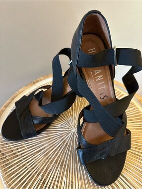 Hispanitas Black Sandals EUC SIZE 40